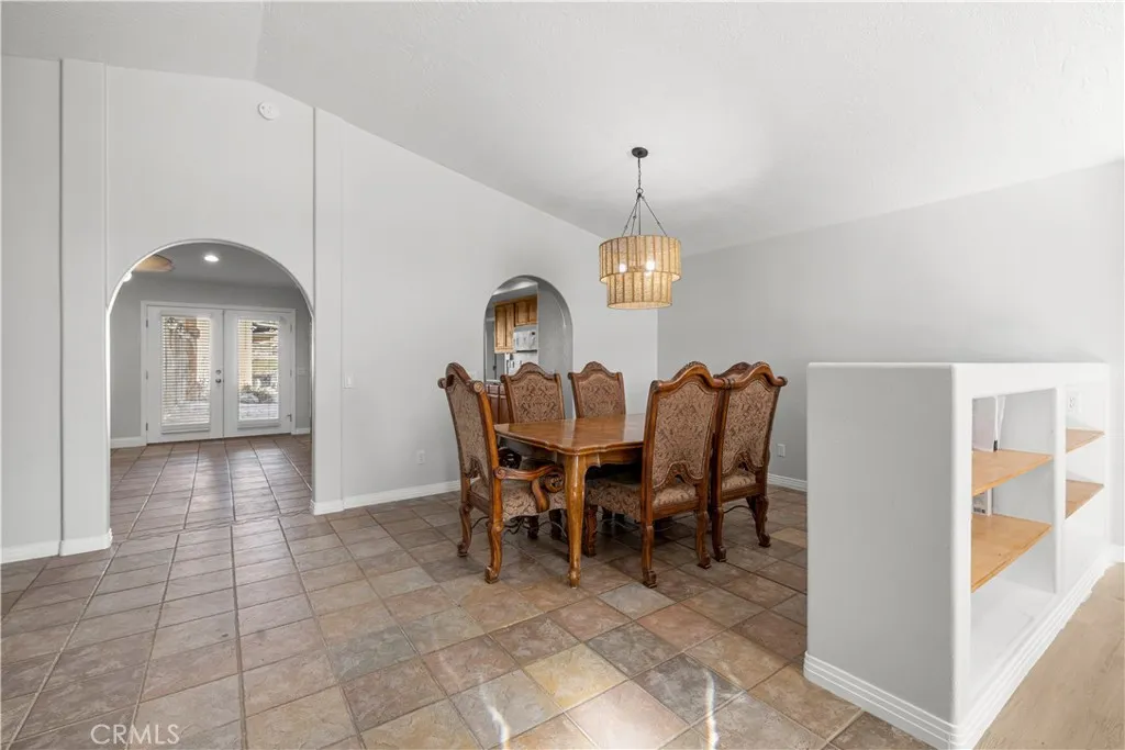 Additional image 17 of 6998 Summit Valley Road, Hesperia, CA 92345