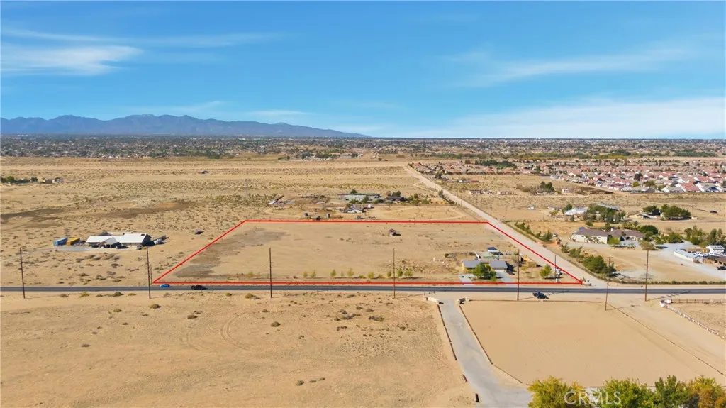 Additional image 69 of 10080 Deep Creek Rd, Apple Valley, CA 92308