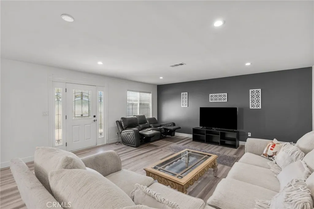 Additional image 119 of 7839 Lena, West Hills, CA 91304