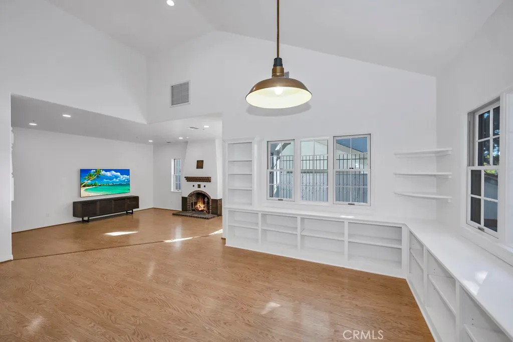 Additional image 68 of 217 N Lima St, Sierra Madre, CA 91024