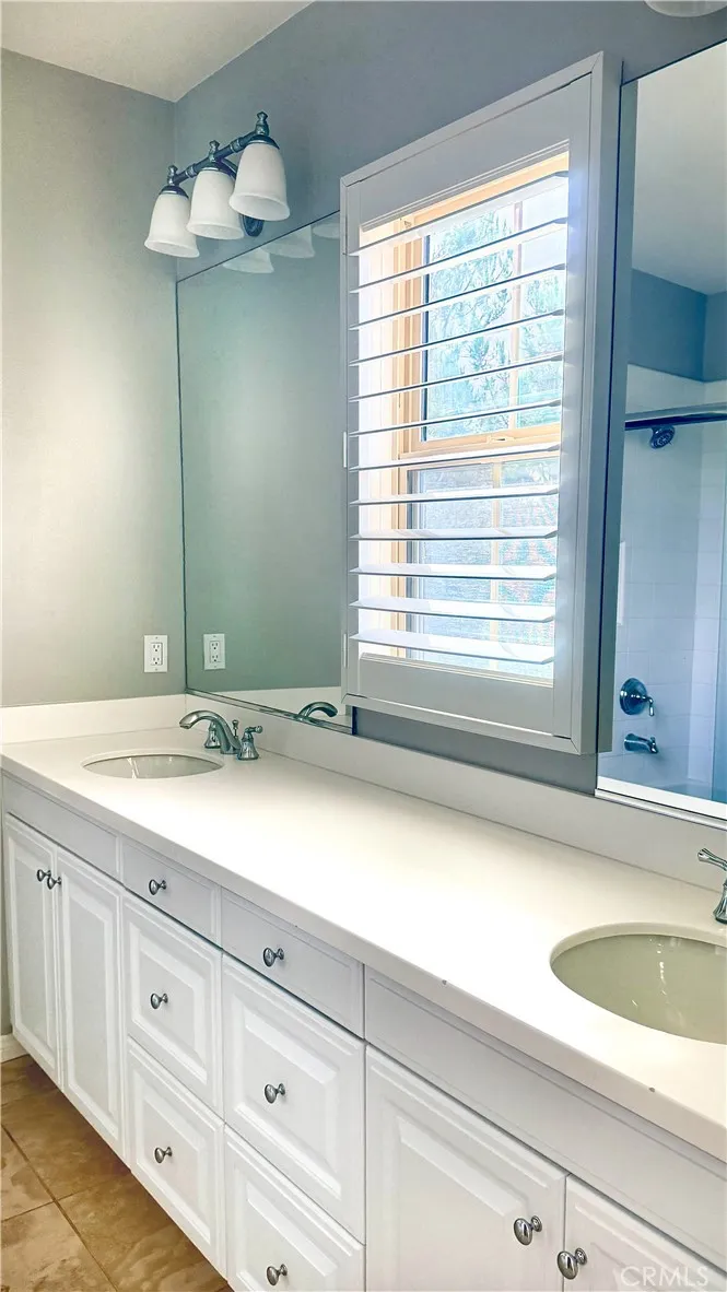 Additional image 18 of 24 Oakfield, Irvine, CA 92620