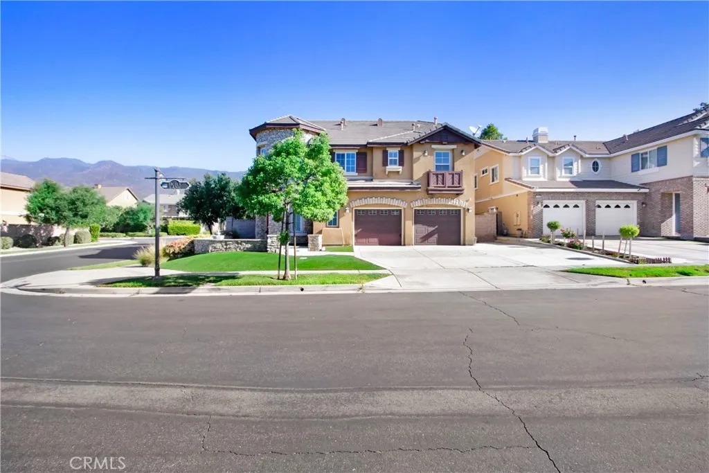 Additional image 2 of 15562 Sicily Lane, Fontana, CA 92336