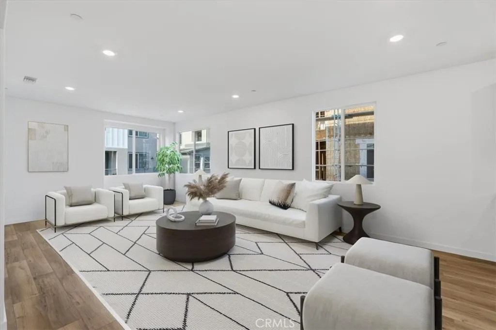 Additional image 14 of 27321 Bear Creek Lane, Valencia, CA 91381