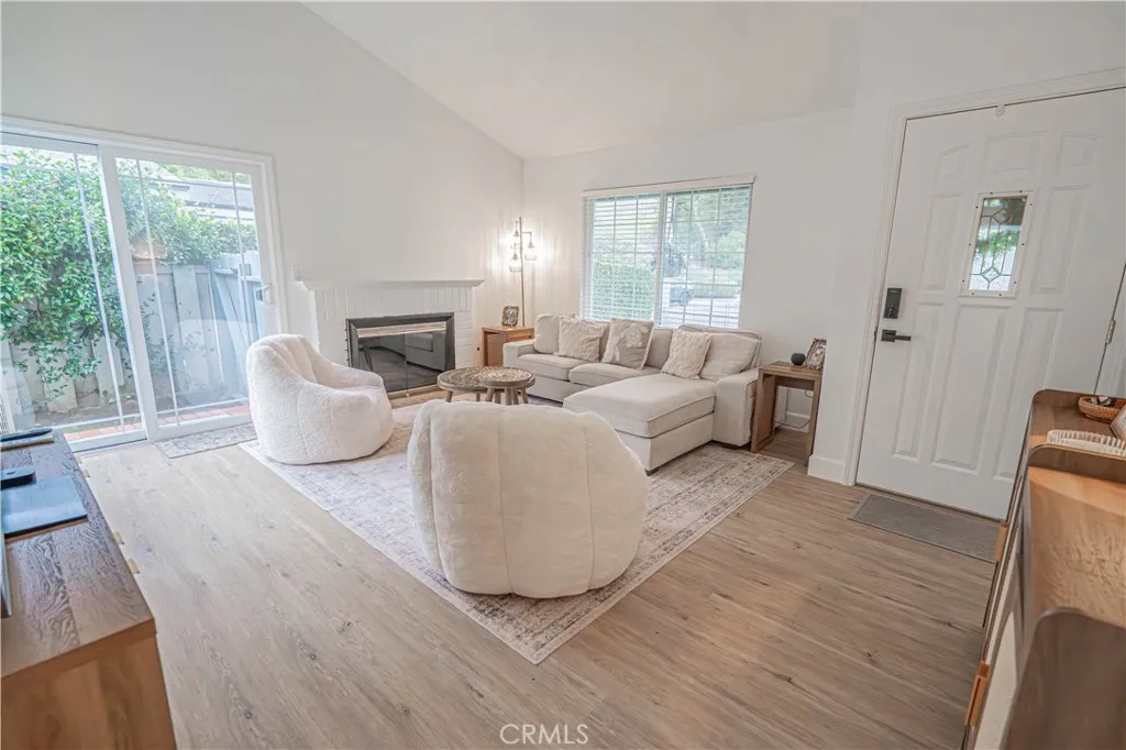 Additional image 47 of 25891 Fenda Way, Valencia, CA 91355