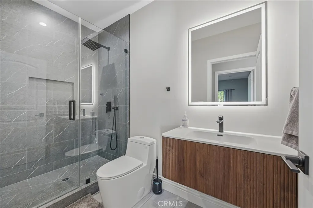 Additional image 84 of 23010 Hartland, West Hills, CA 91307