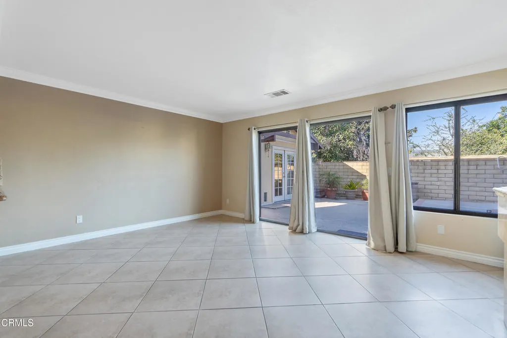 Additional image 40 of 425 E Brookport Street, Covina, CA 91722