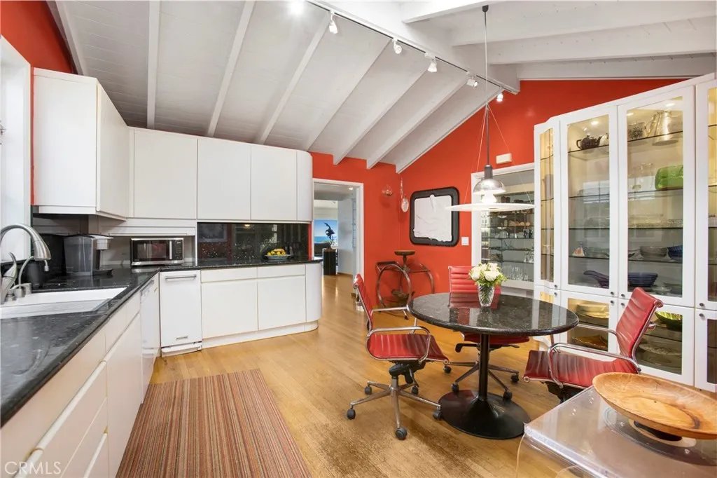 Additional image 60 of 98 S La Senda Dr, Laguna Beach, CA 92651