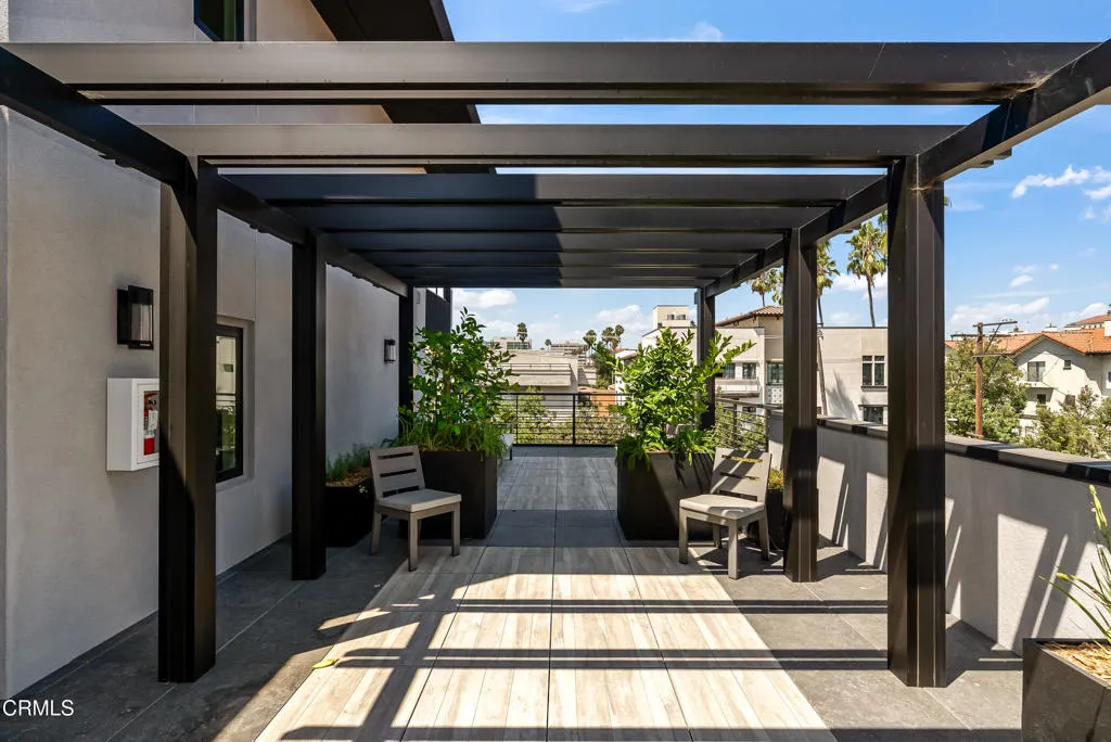 Additional image 61 of 150 S Oak Knoll Avenue Unit 205, Pasadena, CA 91101