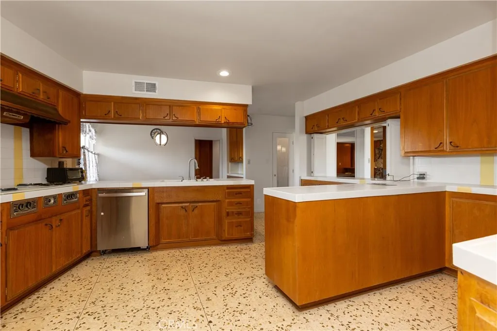 Additional image 58 of 4955 Southridge Avenue, View Park, CA 90043