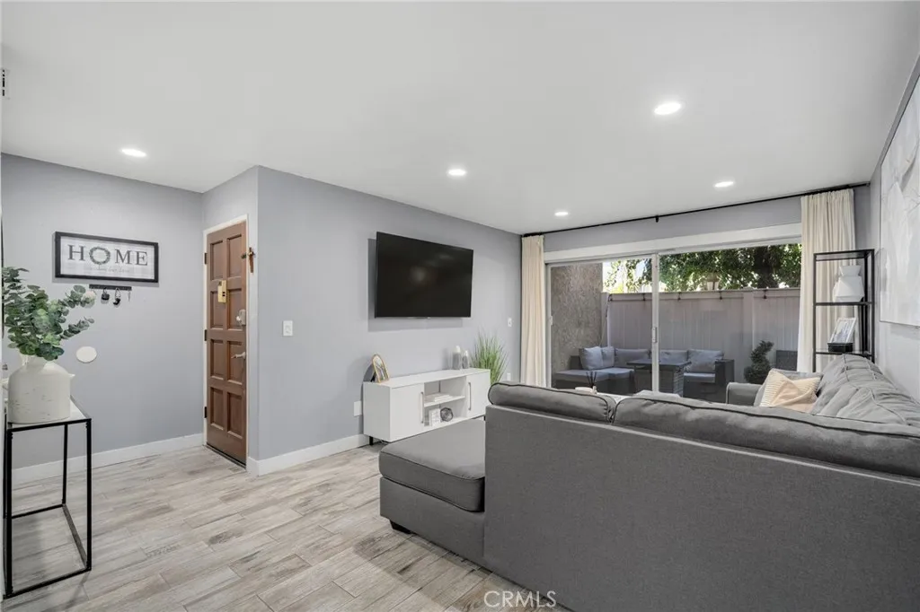 Additional image 6 of 1101 W Macarthur Boulevard Unit 197, Santa Ana, CA 92707