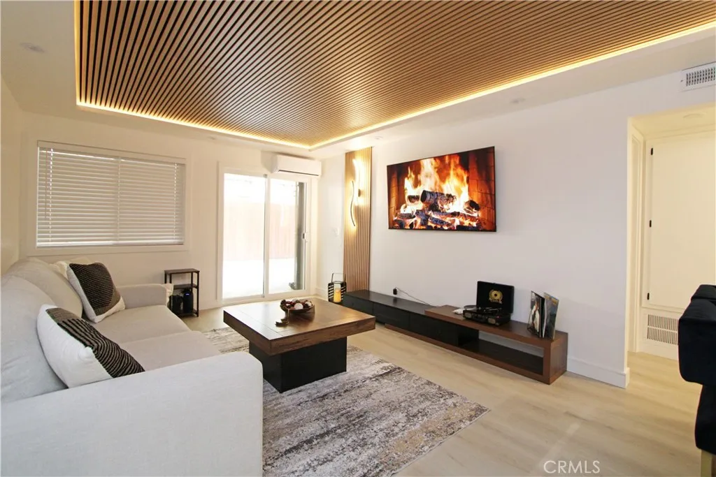 Additional image 4 of 1140 Pacific Ave Unit #7, Long Beach, CA 90813