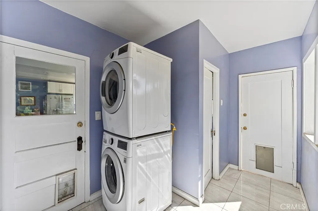 Additional image 19 of 2042 Rome Dr, Los Angeles, CA 90065