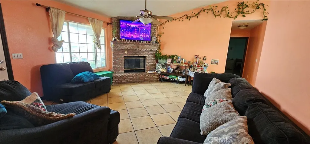 Additional image 5 of 16635 Elm St, Hesperia, CA 92345