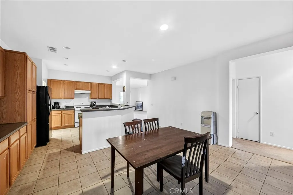 Additional image 56 of 16649 Denham Ln, Victorville, CA 92395