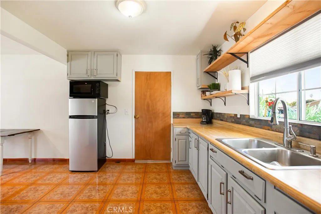 Additional image 10 of 979 N Gardena Ave, Rialto, CA 92376