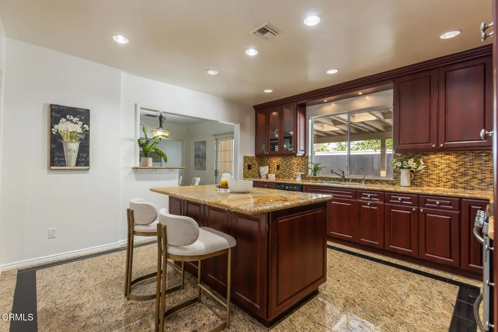 Additional image 104 of 4926 Crown Avenue, La Canada Flintridge, CA 91011