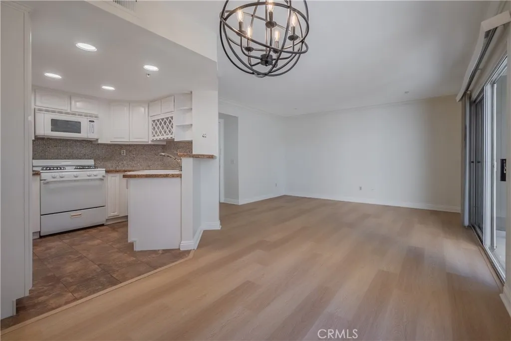 Additional image 36 of 2572 Avenida Del Vista #M102, Corona, CA 92882