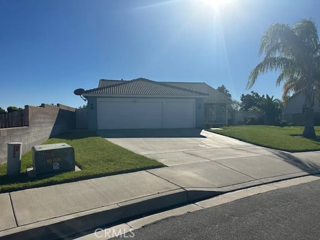 Additional image 3 of 1343 W La Gloria Dr, Rialto, CA 92377