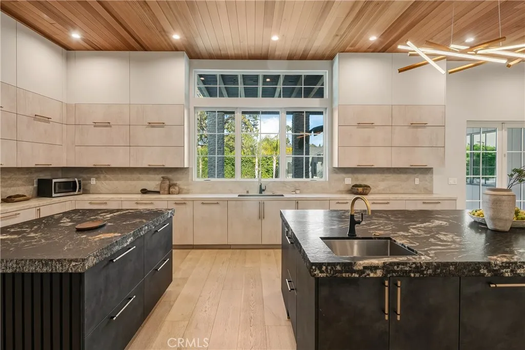 Additional image 23 of 20511 Wells Drive, Woodland Hills, CA 91364