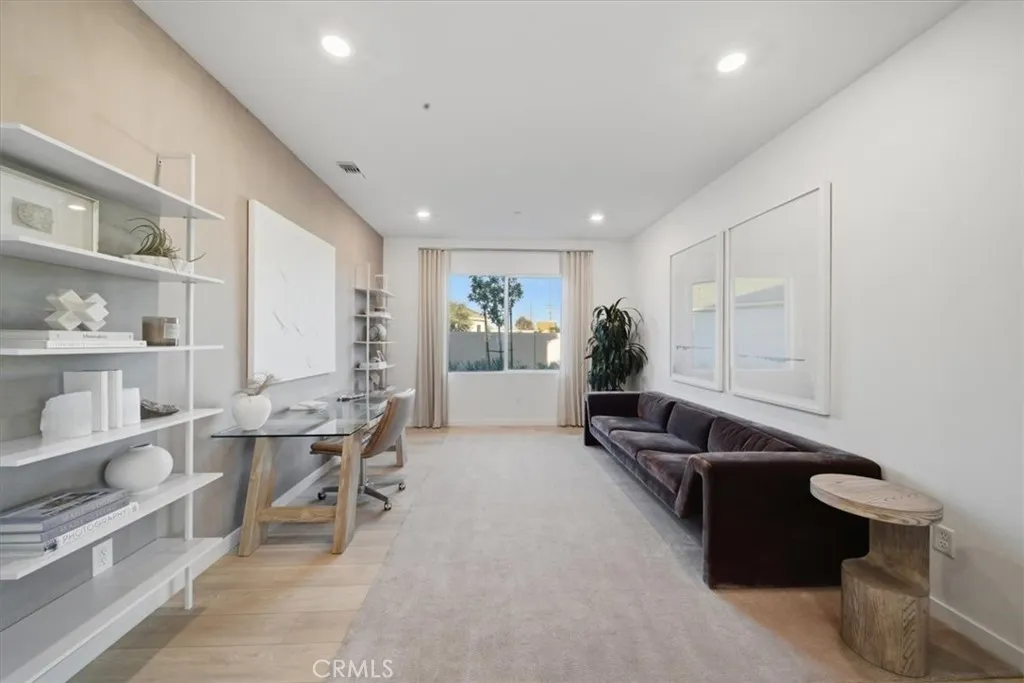 Additional image 45 of 42957 56th Street W, Lancaster, CA 93536