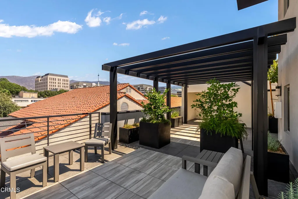 Additional image 62 of 150 S Oak Knoll Avenue Unit 205, Pasadena, CA 91101