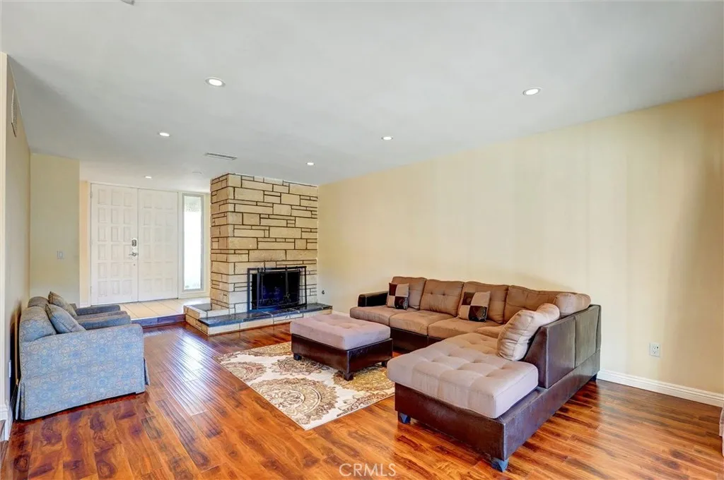 Additional image 14 of 10401 Hanna, Chatsworth, CA 91311