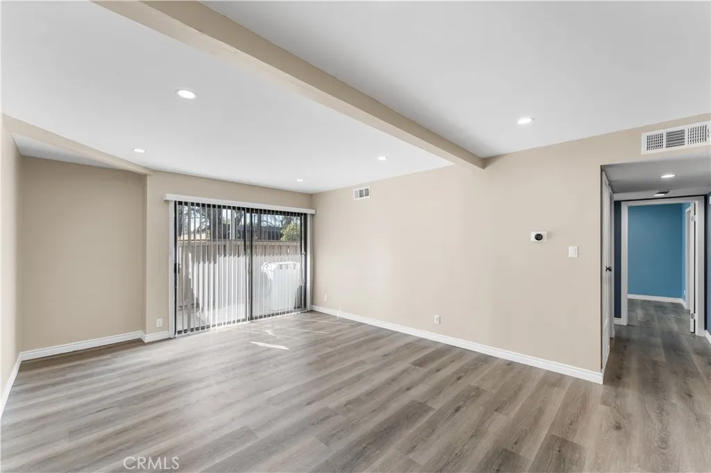 Additional image 19 of 15511 Sherman Way Unit 1, Van Nuys, CA 91406