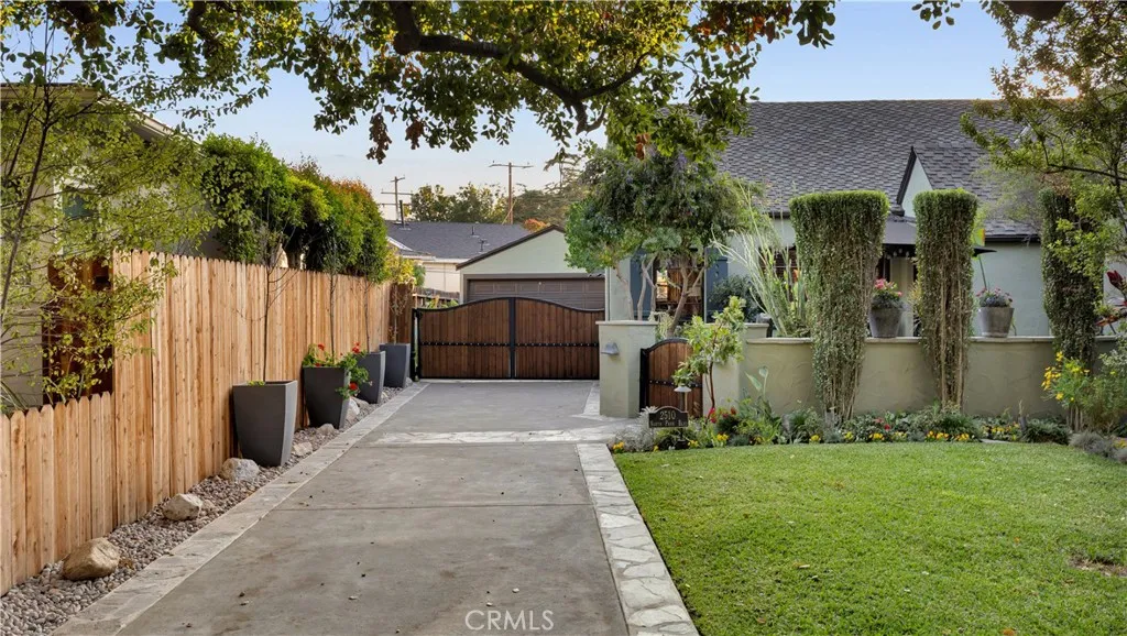 Additional image 11 of 2510 N Park Boulevard, Santa Ana, CA 92706