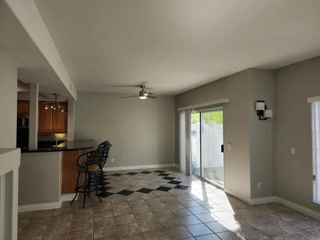 Additional image 77 of 8597 Via Mallorca Unit F, La Jolla, CA 92037