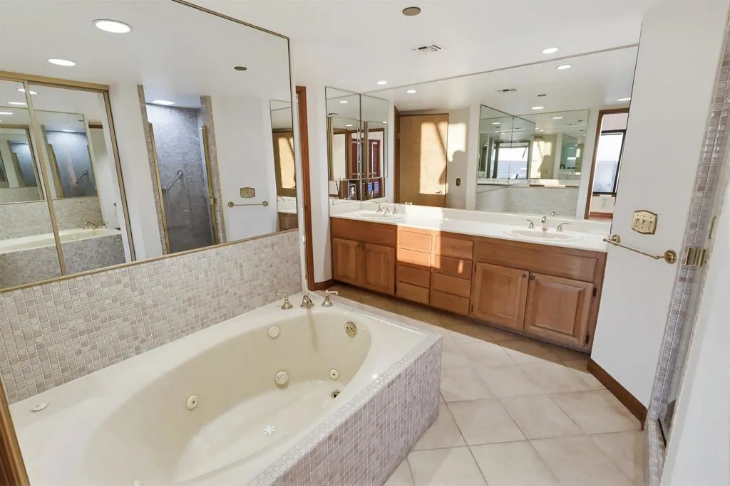 Additional image 82 of 230 W Laurel Street Unit 502, San Diego, CA 92101