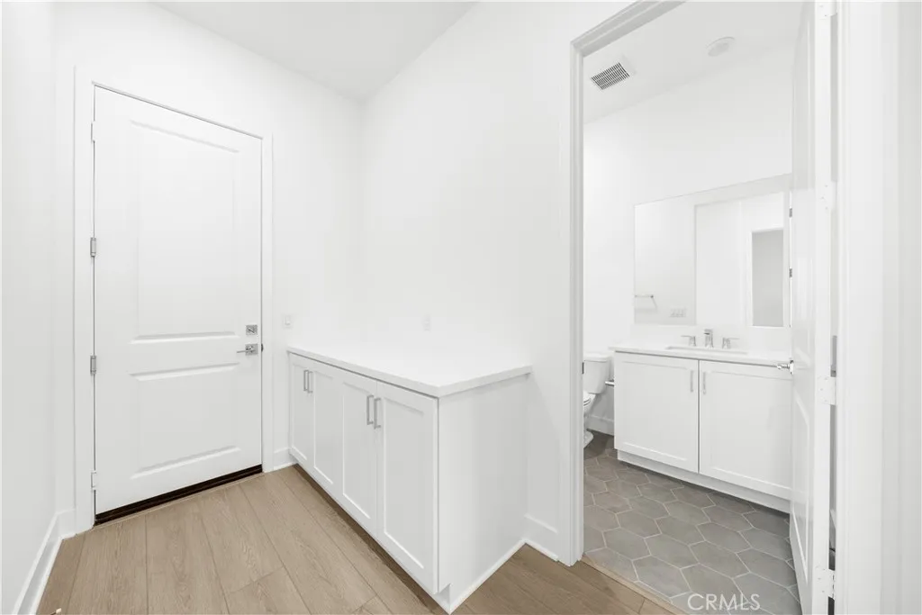 Additional image 67 of 165 Sawbuck, Irvine, CA 92618