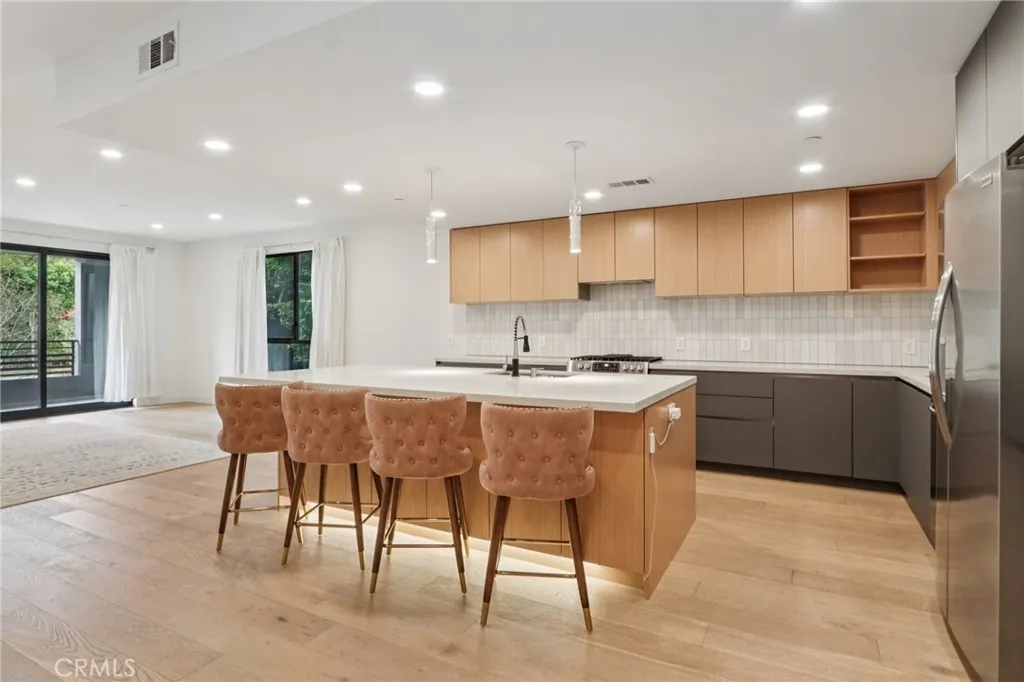 Additional image 6 of 5110 Whitsett Avenue Unit 105, Valley Village, CA 91607