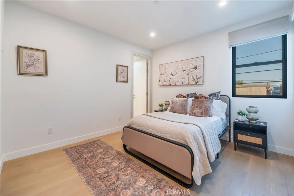 Additional image 21 of 422 20th Street, Huntington Beach, CA 92648