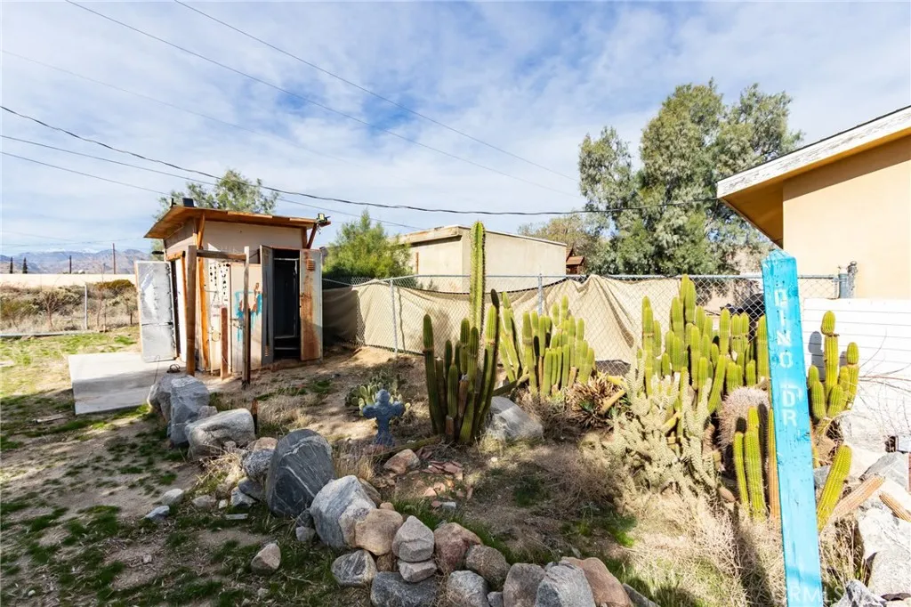 Additional image 54 of 9626 Bella Vista Dr, Morongo Valley, CA 92256