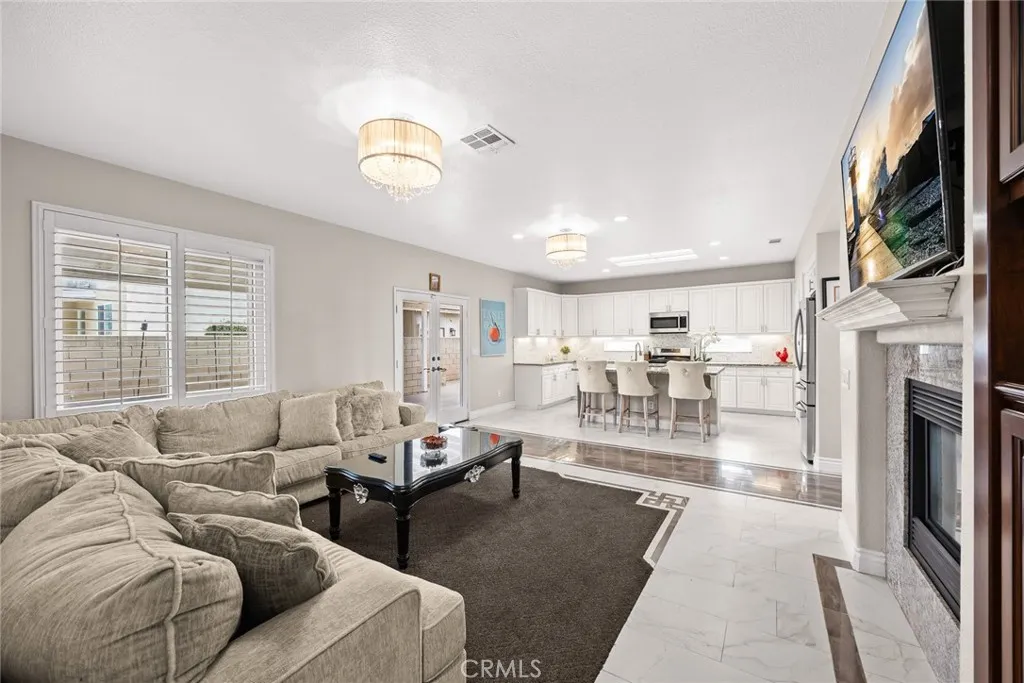 Additional image 22 of 125 E Saint Andrews St, Ontario, CA 91761