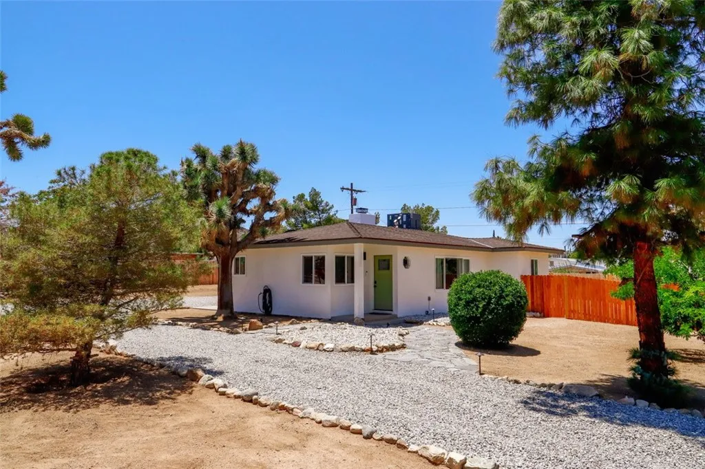 Additional image 38 of 55585 Onaga Trl, Yucca Valley, CA 92284