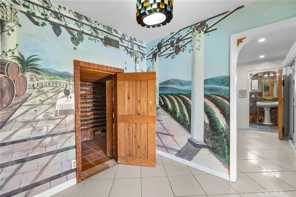 Additional image 138 of 3916 Carnavon, Los Angeles, CA 90027