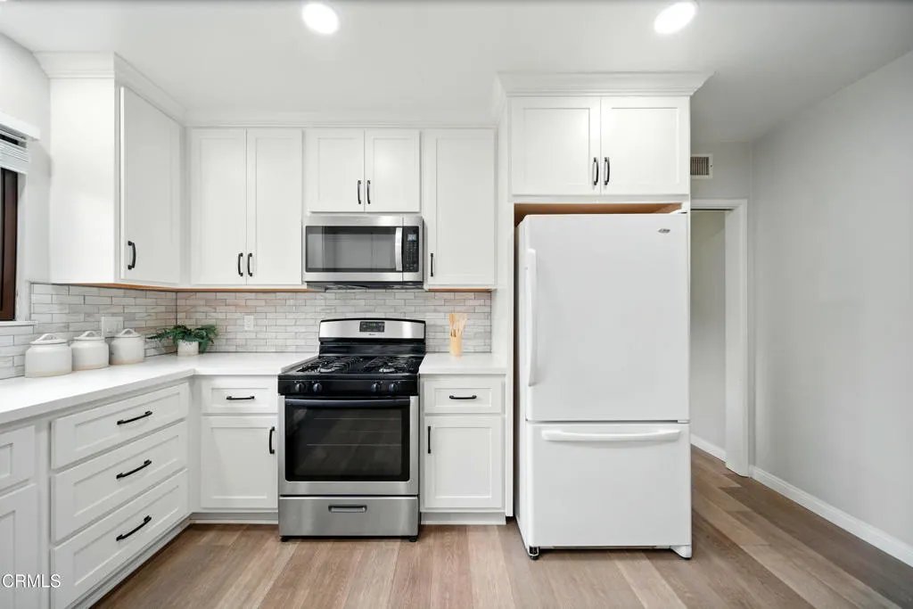 Additional image 12 of 5123 Caroli Lane, La Canada Flintridge, CA 91011