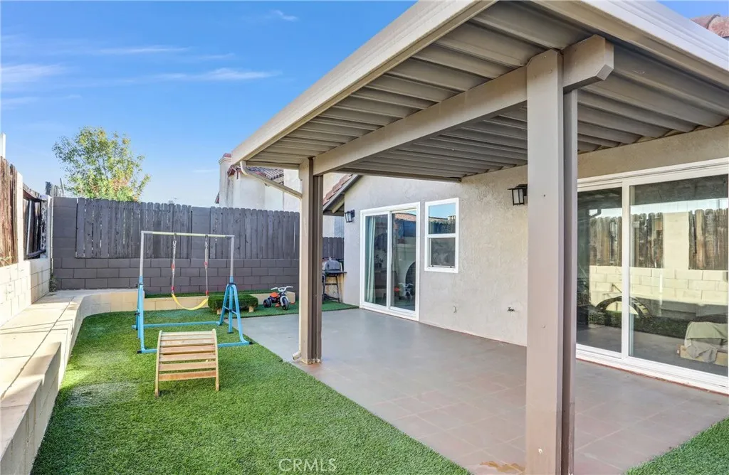 Additional image 17 of 1967 De Carmen Drive, Colton, CA 92324