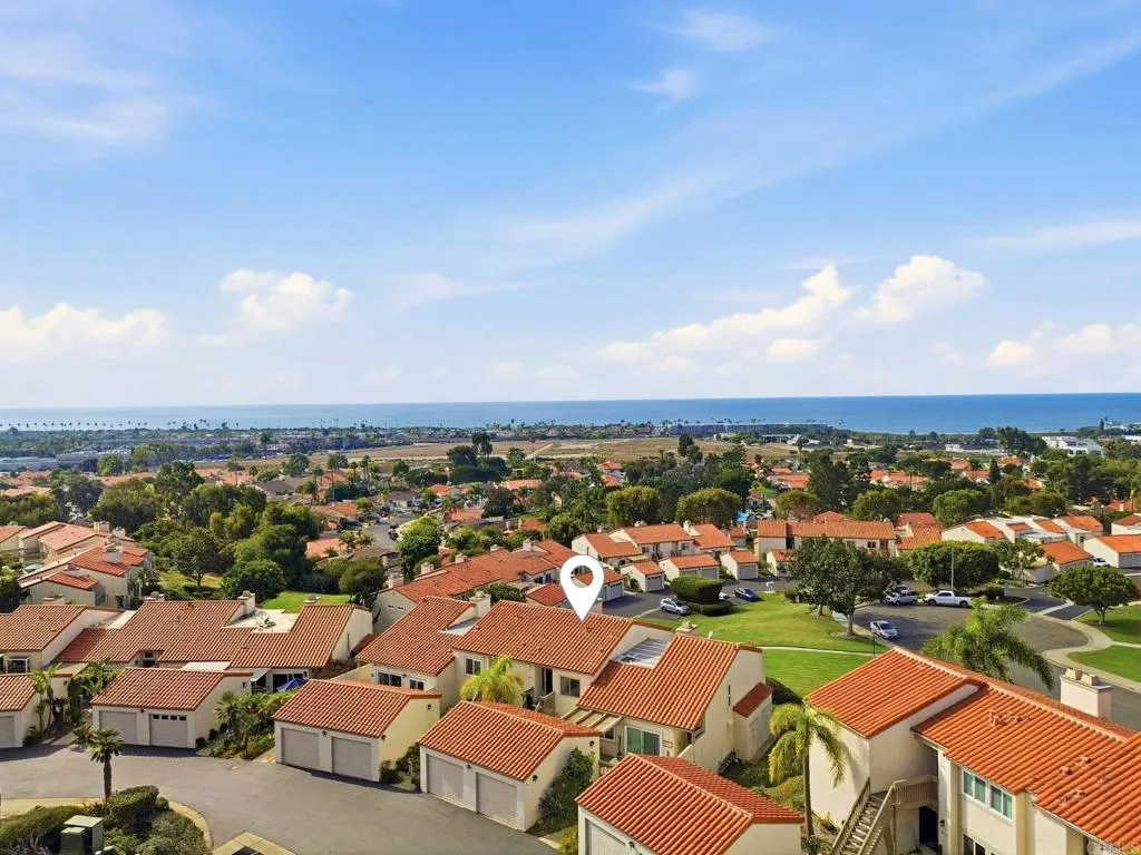 Additional image 2 of 909 Caminito Madrigal Unit B, Carlsbad, CA 92011