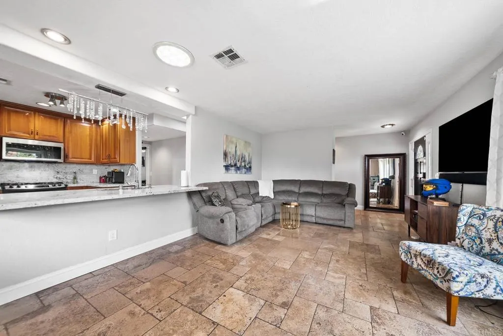 Additional image 10 of 10820 Dutton Drive, La Mesa, CA 91941