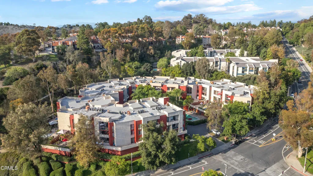 Additional image 73 of 3961 Via Marisol Unit 316, Los Angeles, CA 90042