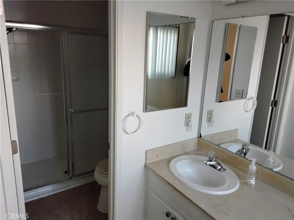 Additional image 15 of 980 Country Club Dr, Riverside, CA 92506