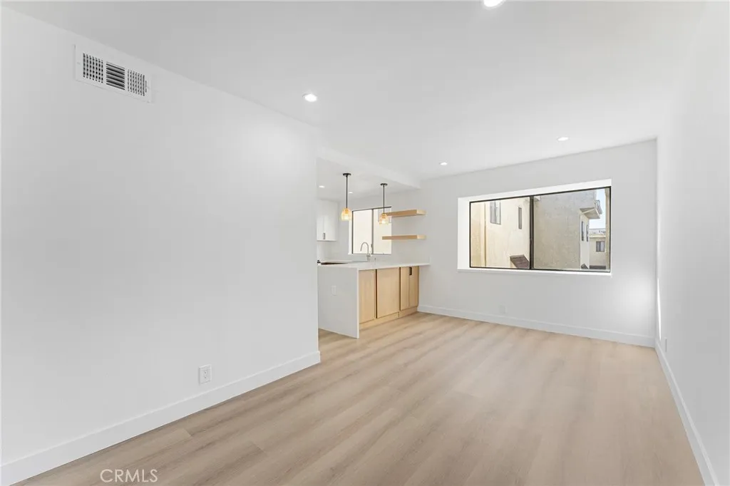 Additional image 26 of 10219 Pinewood Unit 2, Tujunga, CA 91042