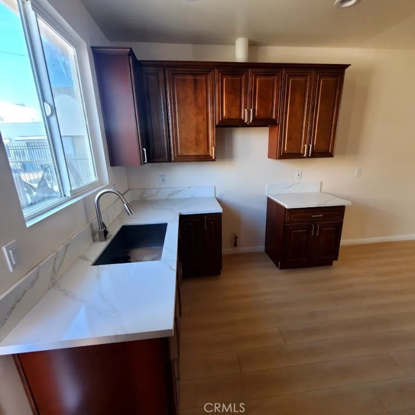 Additional image 58 of 3765 Globe, Los Angeles, CA 90066