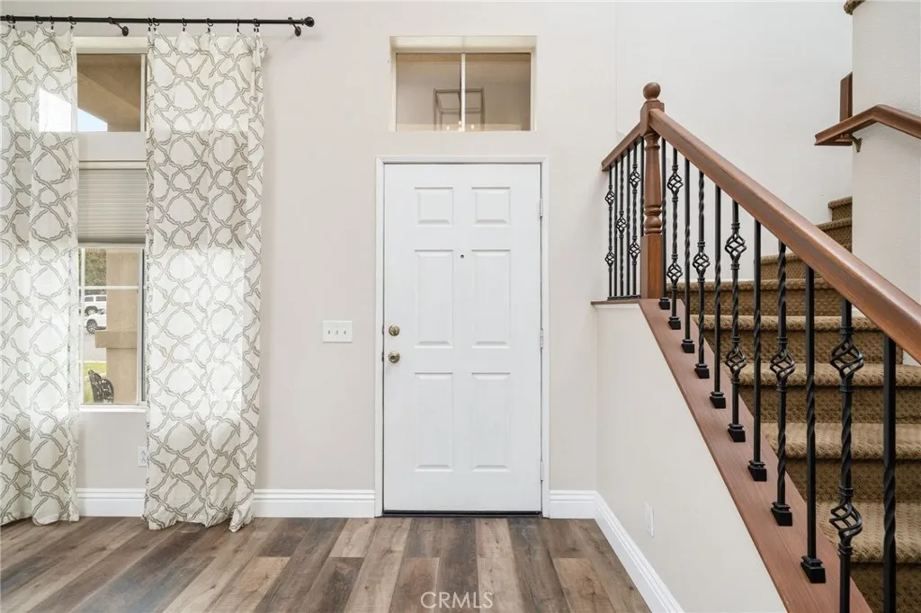 Additional image 6 of 945 Ferndale Dr, Corona, CA 92881