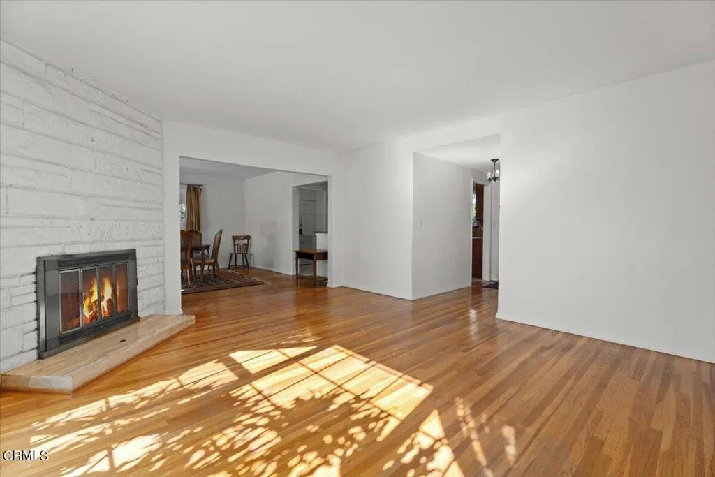 Additional image 4 of 18746 Plummer Street, Northridge, CA 91324