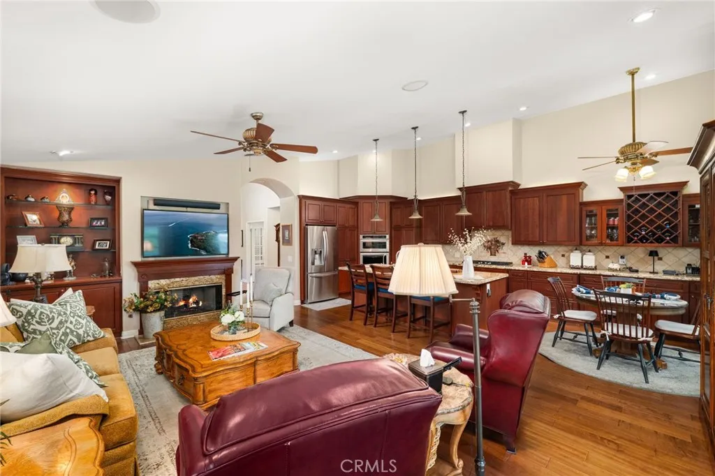 Additional image 22 of 1124 Peppertree Ln, Upland, CA 91784