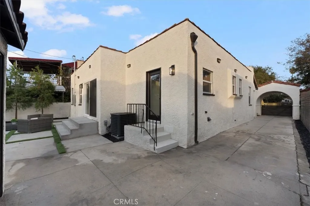 Additional image 67 of 3905 Roxton Avenue, Los Angeles, CA 90008