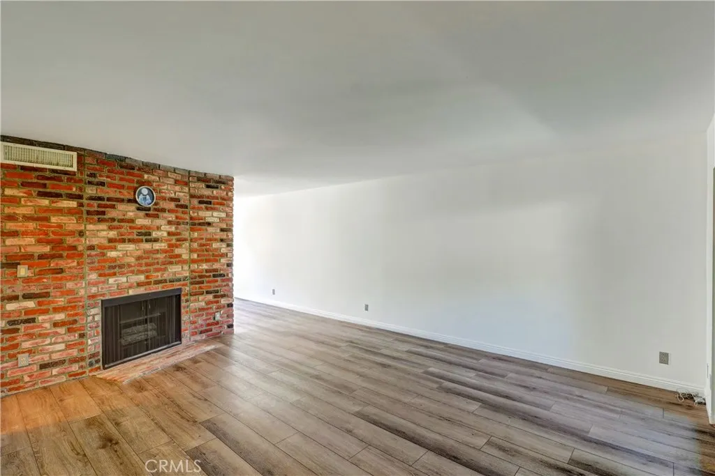 Additional image 3 of 7809 N Via Foggia, Burbank, CA 91504